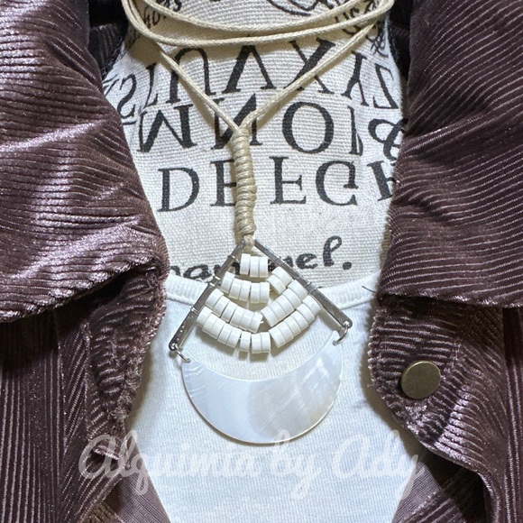 HIGE HALF MOON MOTHER OF PEARL BRIGE ROPE BOHEMIAN LAYERING NECKLACE - Picture 2 of 2